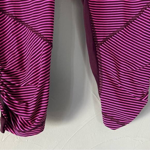 Lululemon Crop Leggings 4 - Picture 5 of 7